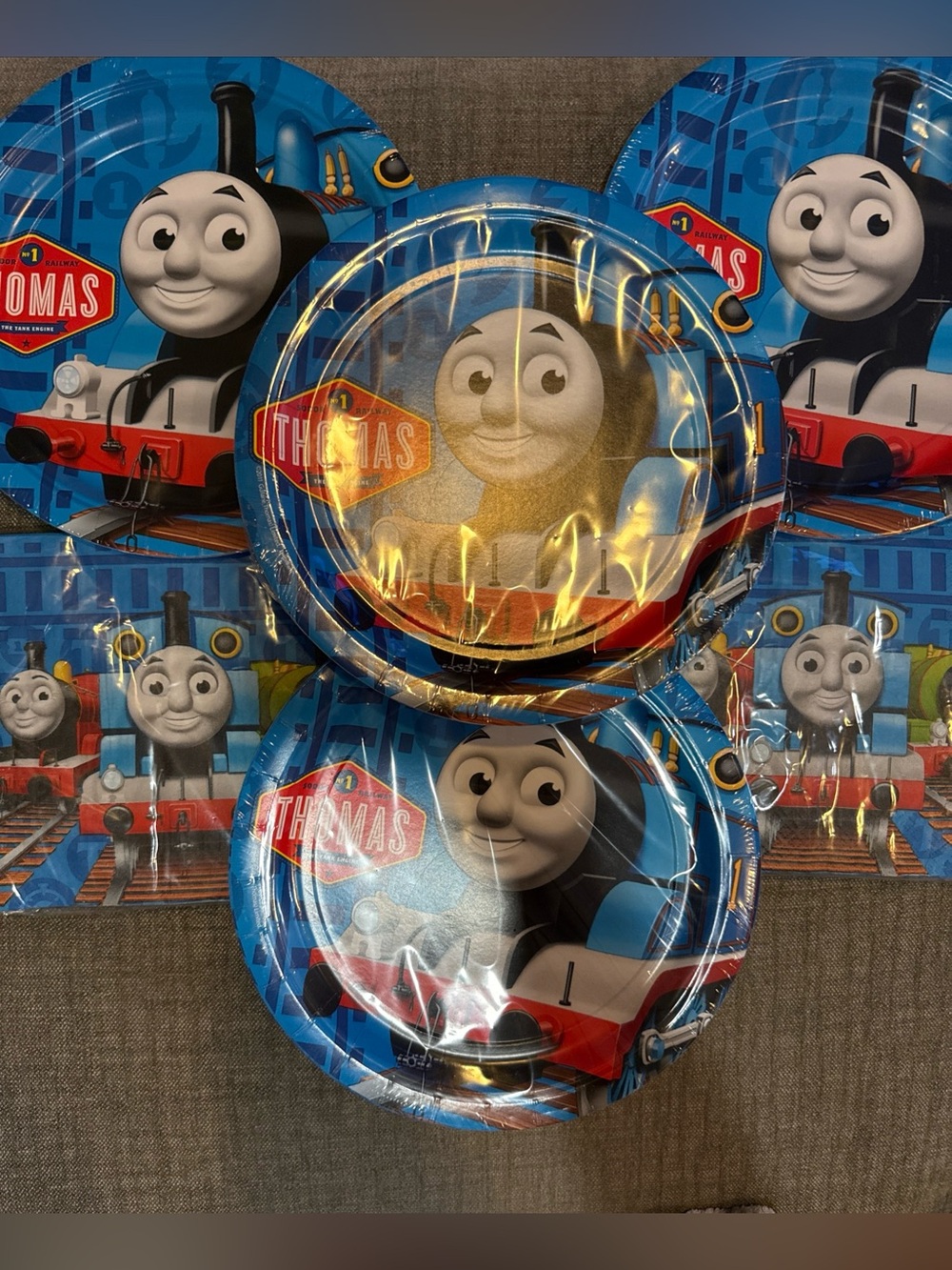 Thomas & Friends Bright Blue Kids Party Paper Plates - Character Design